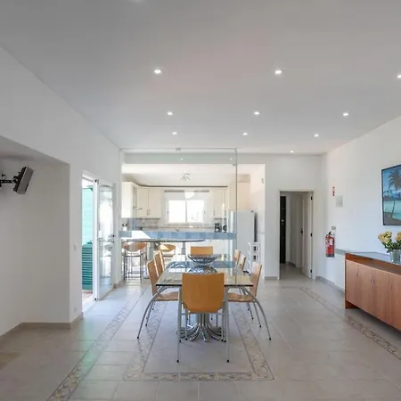 Willa 7 Club Atlantico - Wonderful Five-bedroom Carvoeiro (Lagoa)