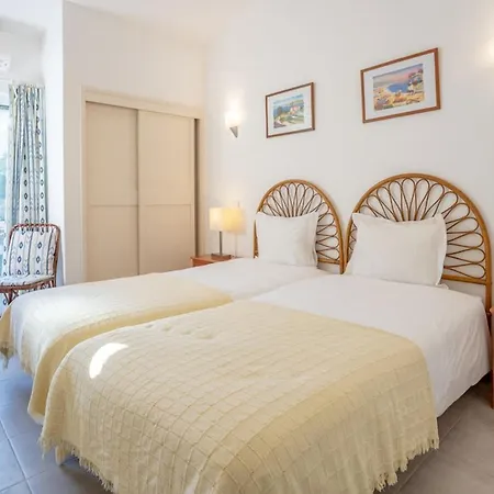 7 Club Atlantico - Wonderful Five-bedroom Villa