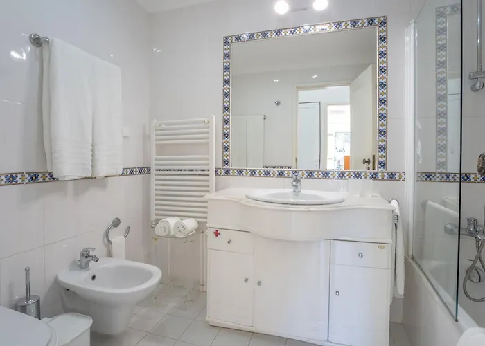 7 Club Atlantico - Wonderful Five-bedroom Villa Carvoeiro (Lagoa)