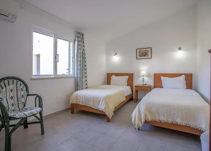 7 Club Atlantico - Wonderful Five-bedroom Carvoeiro (Lagoa)