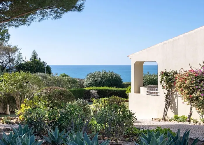 7 Club Atlantico - Wonderful Five-bedroom Villa *