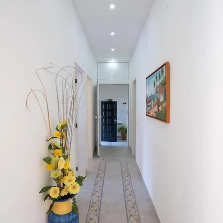 7 Club Atlantico - Wonderful Five-bedroom Willa *